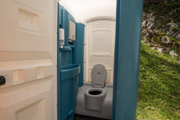 Best Portable restroom trailer rental  in Abbeville, LA